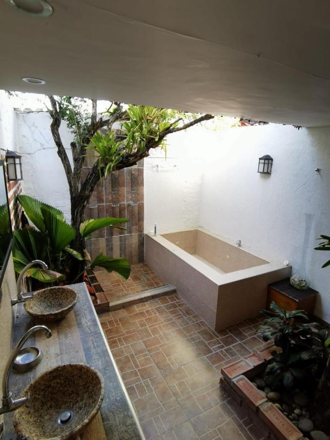 Villa Del Sol Hotel & Restaurante Villavieja Ngoại thất bức ảnh